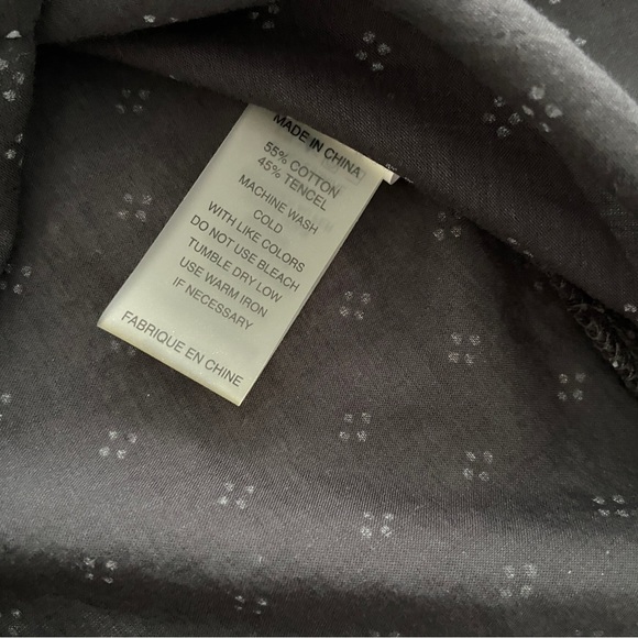 TWO BY VINCE CAMUTO GREY SLEEVELESS BUTTON DOWN COTTON/TENCEL TOP/BLOUSE, MED - Picture 13 of 13